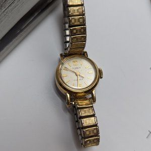 Timex Watch Stretchable Bracelet Wind Up ART Deco Mechanical and is Working Anti